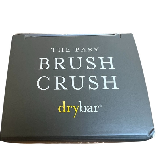 Drybar Mini Heated Straightening Brush - Yellow and Black NWT never used - Picture 4 of 6